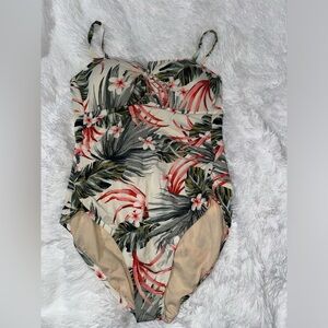 One Piece swimsuit XL